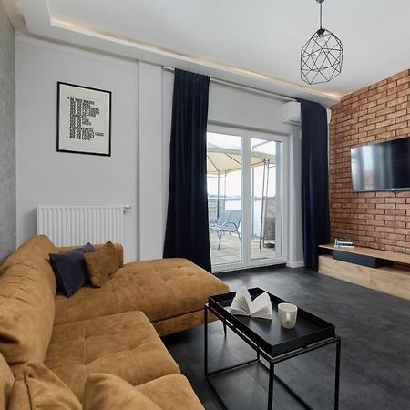 Stylish Kosciuszki Apartaments Near The Market Square With Free Garage Wroclaw By Noclegi Renters Bagian luar foto