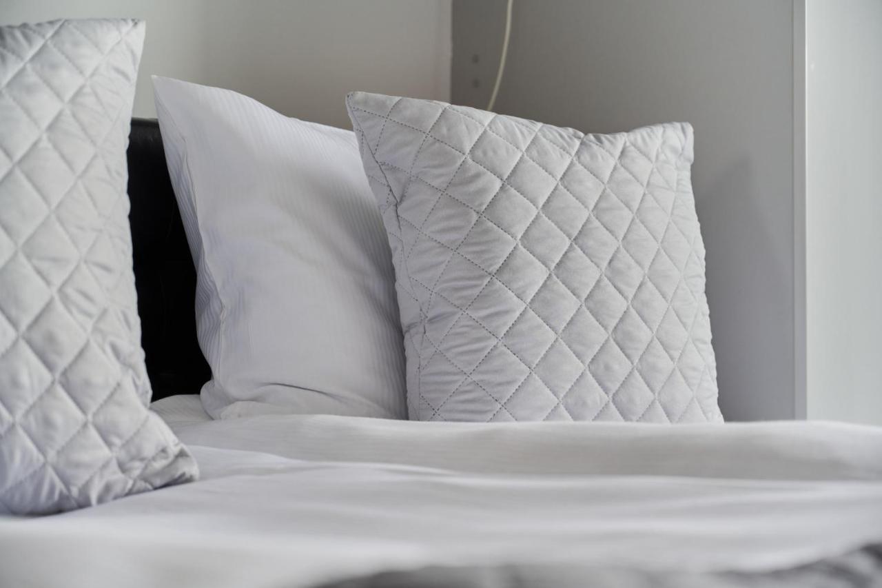 Stylish Kosciuszki Apartaments Near The Market Square With Free Garage Wroclaw By Noclegi Renters Bagian luar foto