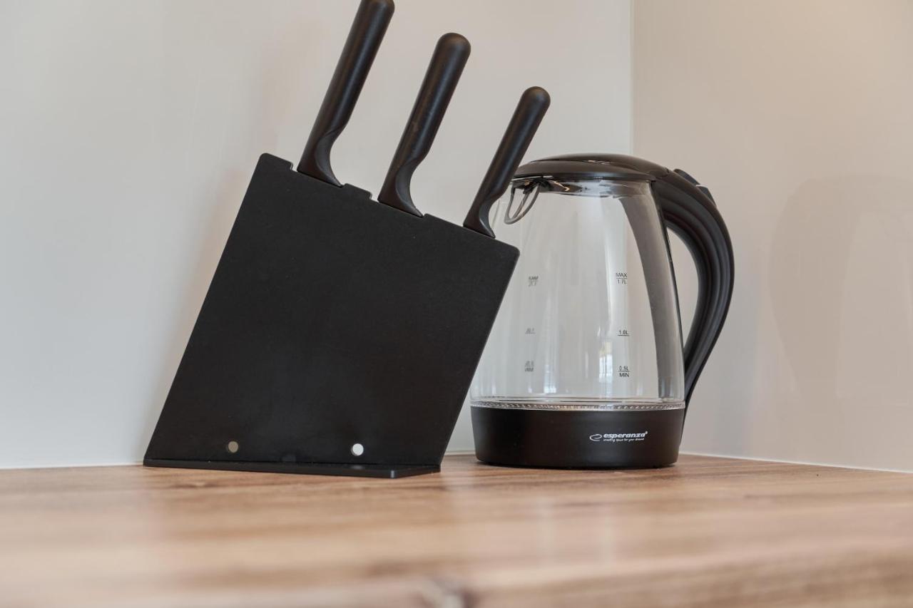 Stylish Kosciuszki Apartaments Near The Market Square With Free Garage Wroclaw By Noclegi Renters Bagian luar foto