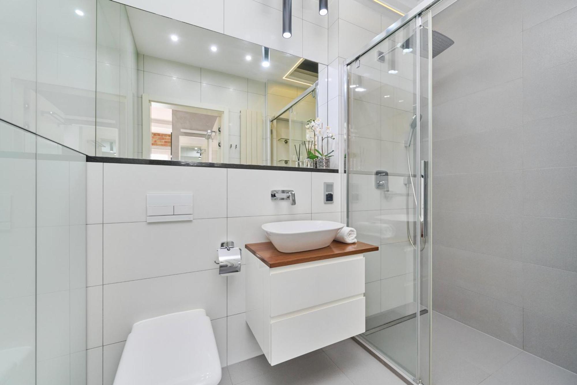 Stylish Kosciuszki Apartaments Near The Market Square With Free Garage Wroclaw By Noclegi Renters Bagian luar foto