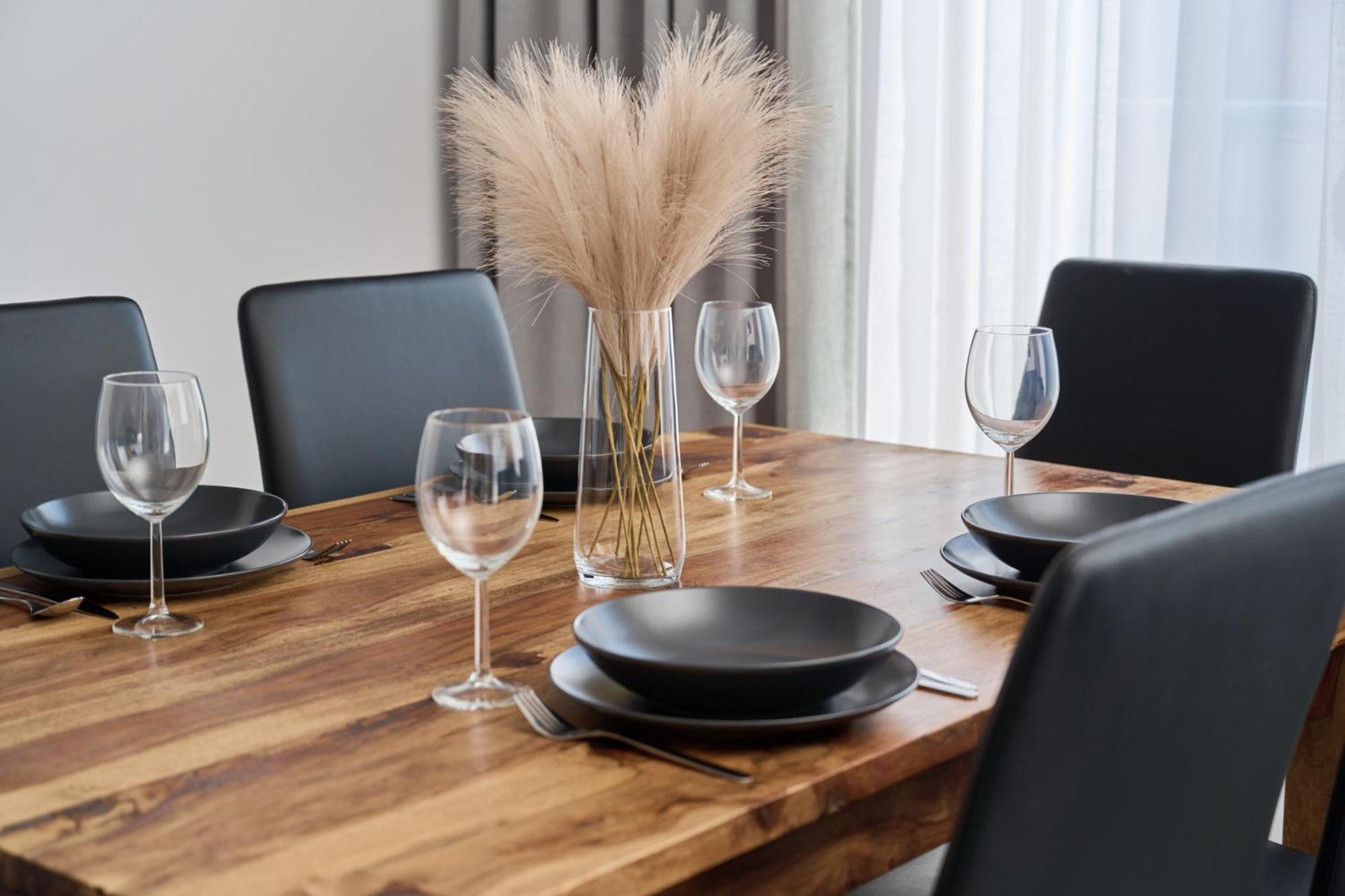 Stylish Kosciuszki Apartaments Near The Market Square With Free Garage Wroclaw By Noclegi Renters Bagian luar foto