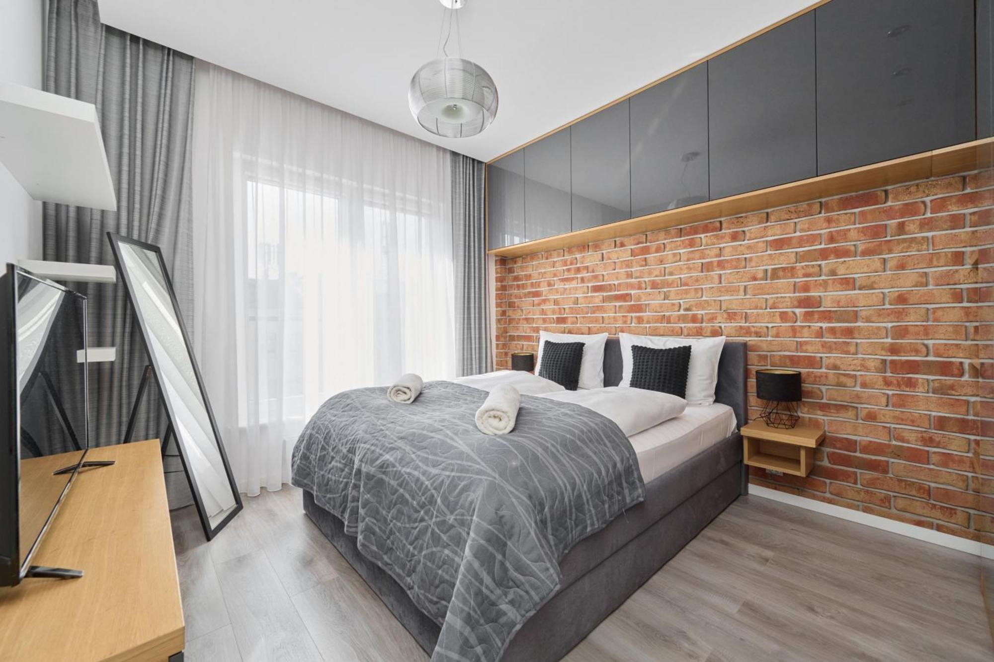 Stylish Kosciuszki Apartaments Near The Market Square With Free Garage Wroclaw By Noclegi Renters Bagian luar foto